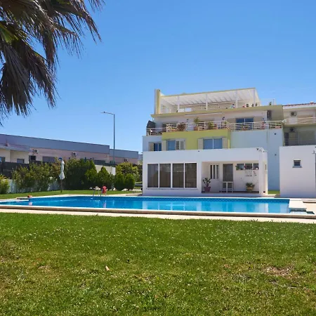 Arrabida By Interhome דירה ססימברה